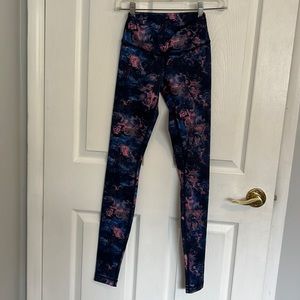 Lululemon athletica 28” Length Floral Legging